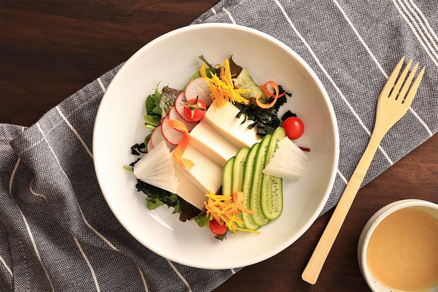 Tofu vegetable salad